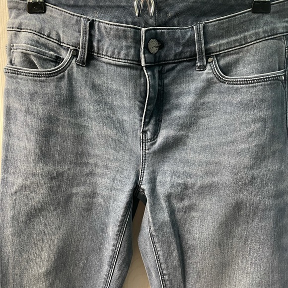 White House Black Market Jeans - The Skinny - Picture 4 of 6